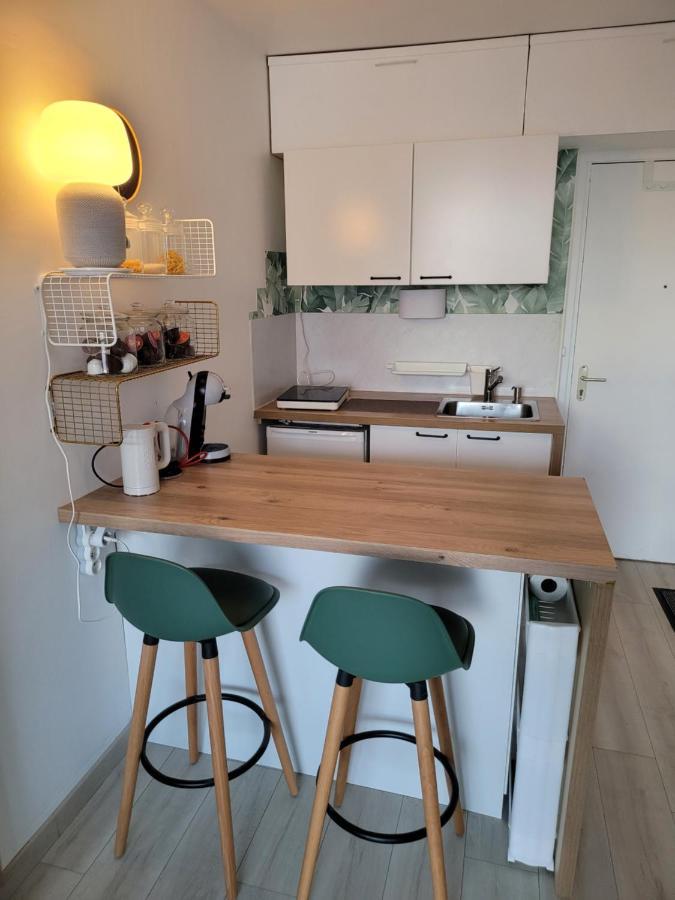 Studio Bien Equipe, Situe En Hyper Centre Vendôme Eksteriør billede